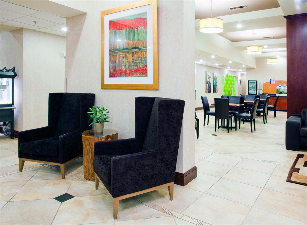 Express Arrowood By Ihg 2* Charlotte
